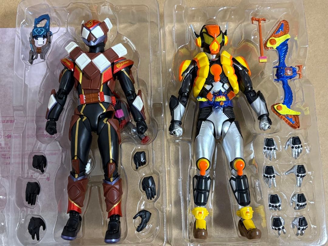 S.H.Figuarts 仮面ライダー ヴァレン ヴラム セット