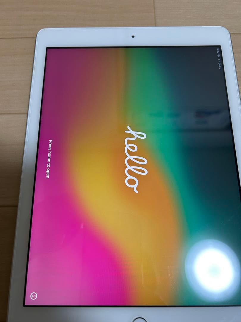 Apple iPad (第6世代 美品Wi-Fi+cellular本体のみ