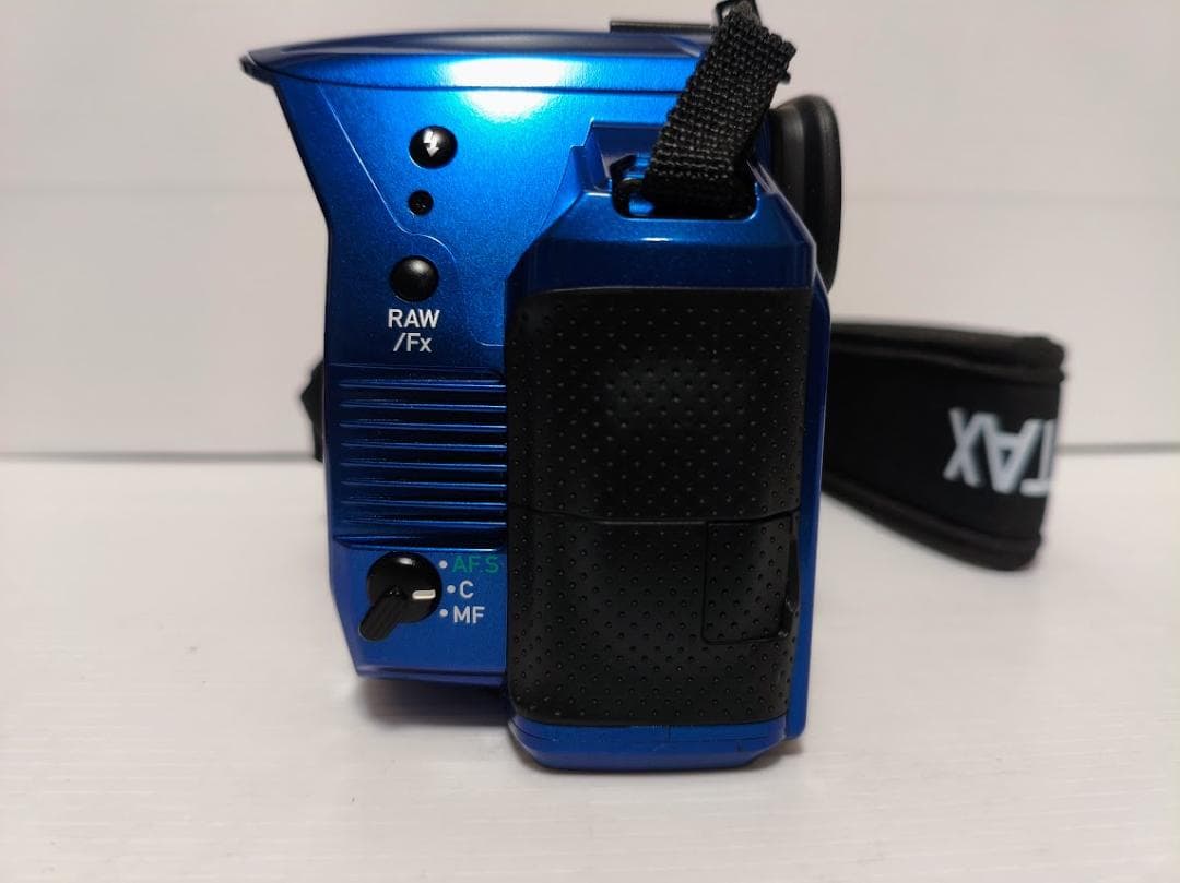 PENTAX K-30 デジタル一眼レフ 青