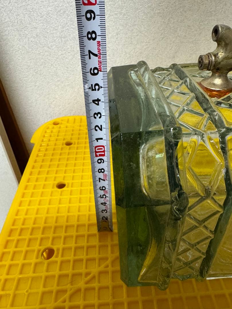 ガラス瓶　エッチングデザイン　アンティーク　ヴィンテージ　コルク栓　インテリア