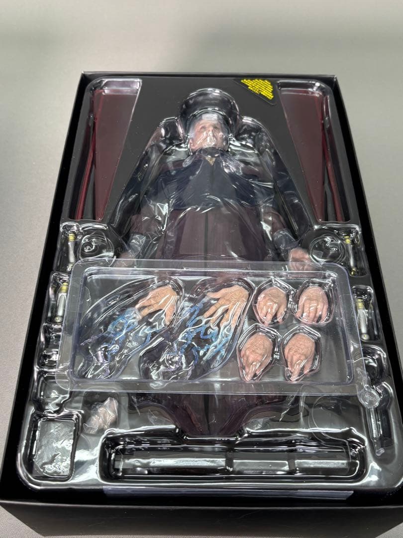 ホットトイズ ダース・シディアスSTAR WARS 1/6