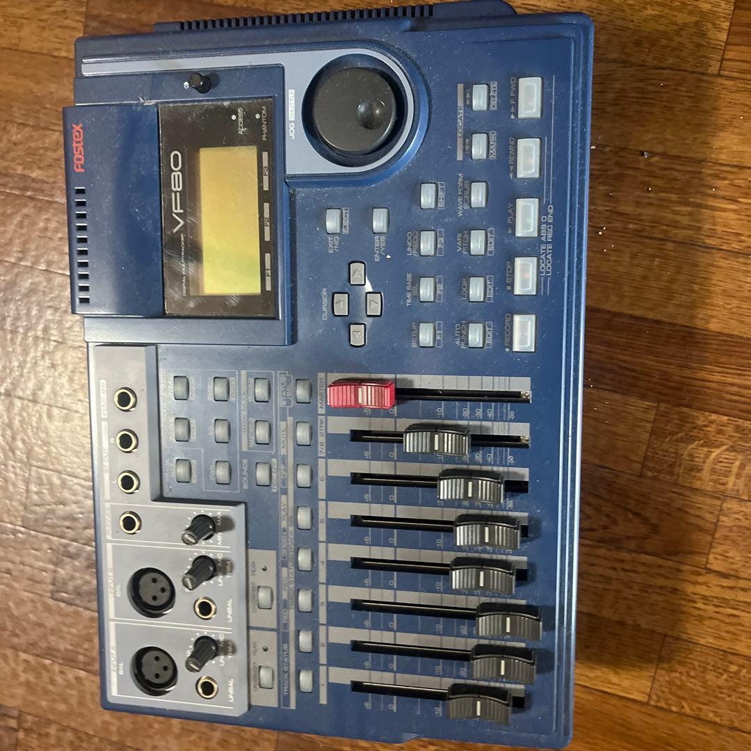 YF80 マルチトラックレコーダー