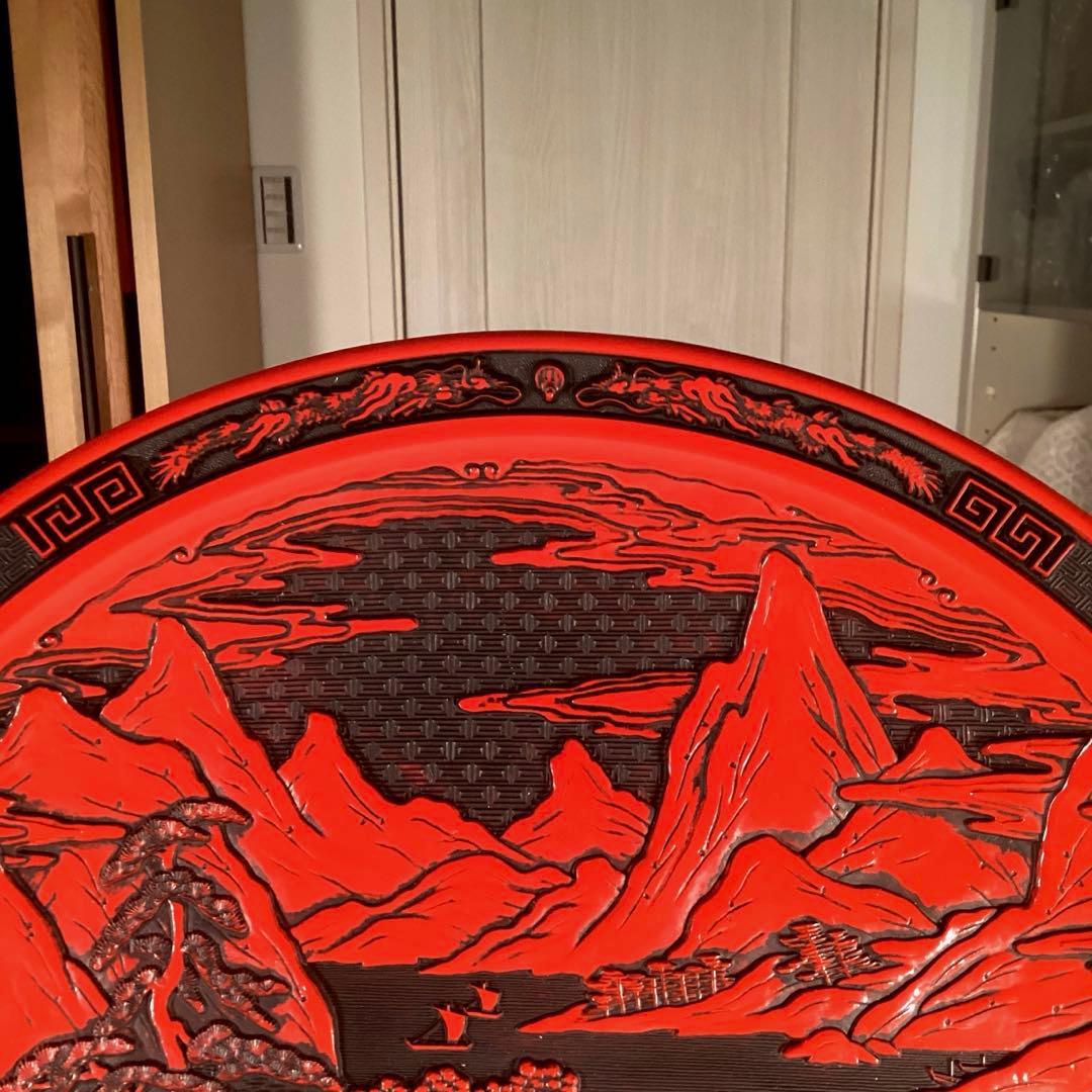 『暮らしのうー特価』　堆朱　大皿　飾り皿　皿立て付き　特大サイズ