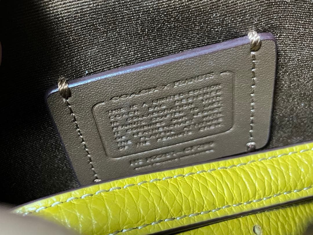 COACH スヌーピー ラウンドショルダーバッグ