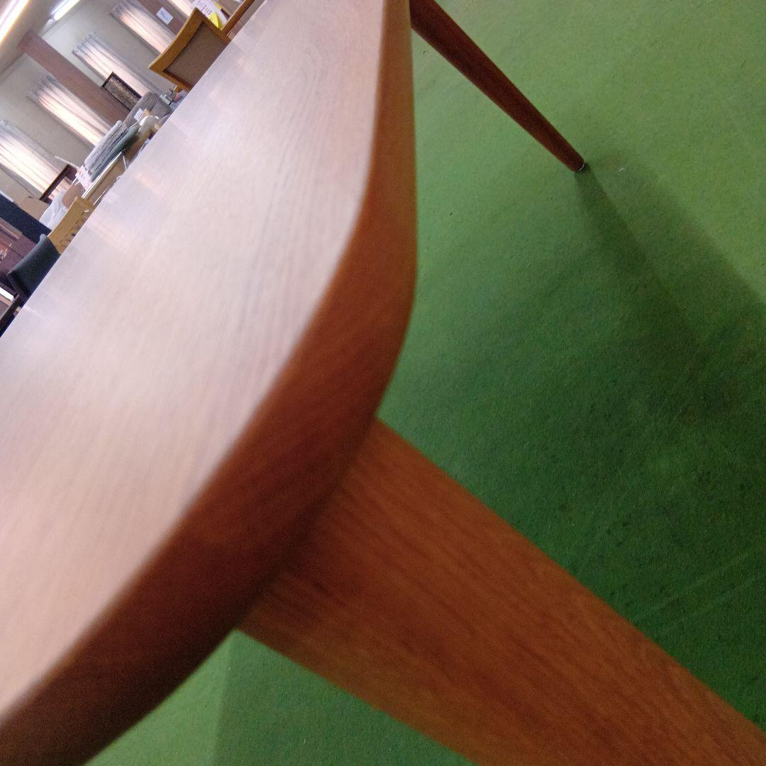 飛騨産業 オーダー テーブル 侭　トノ-形　丸テパー 足　 船底面 型