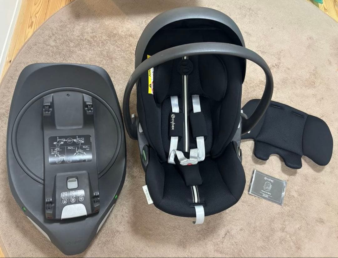 Cybex Cloud G i-Size チャイルドシート　ベースG