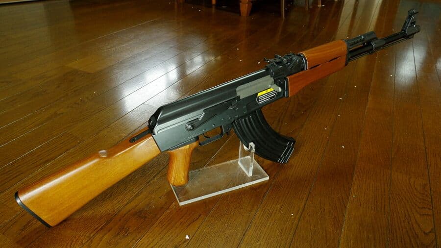 東京マルイ AK47 バッテリー&充電器付きフルセット