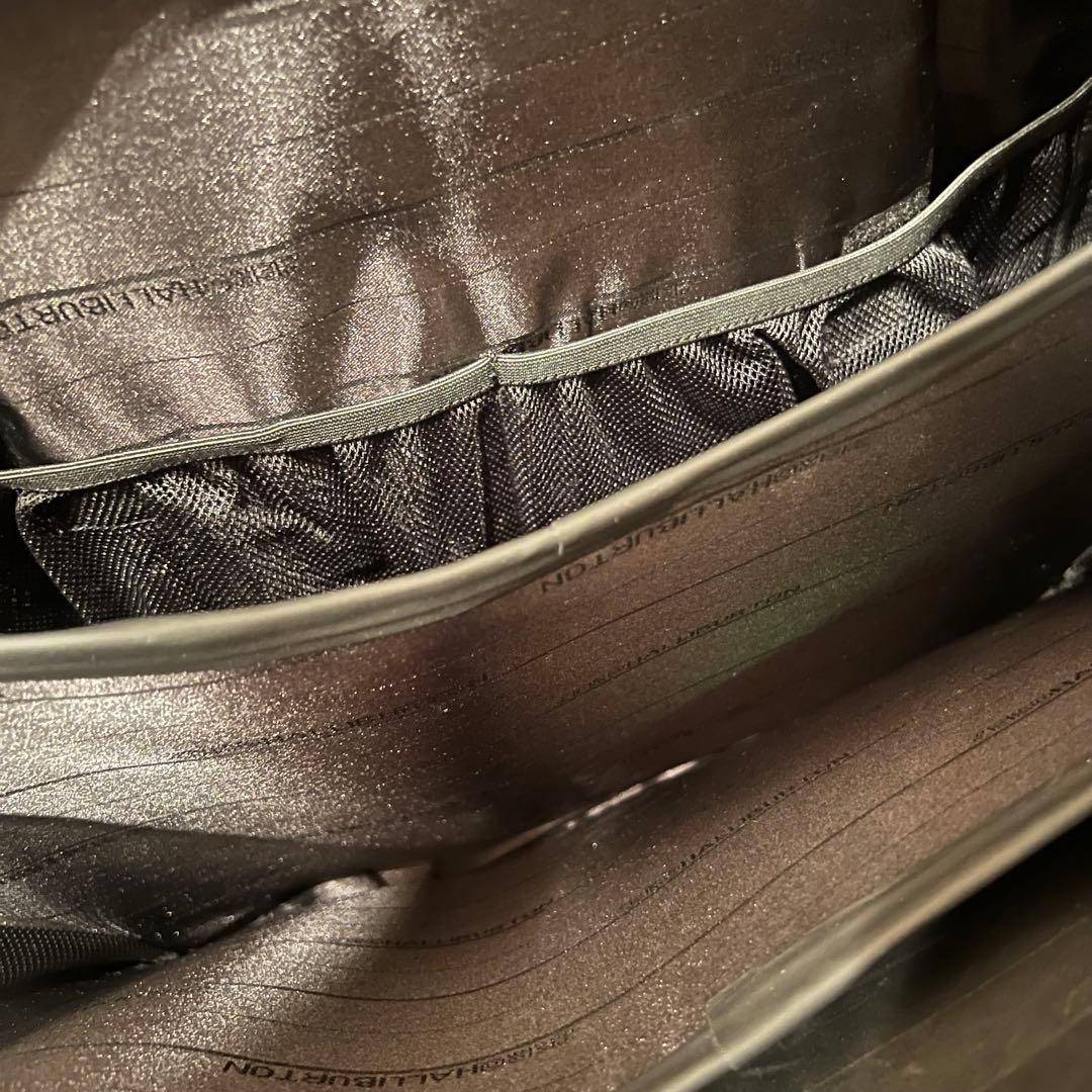 ゼロハリバートン　スーツケース　キャリーケース