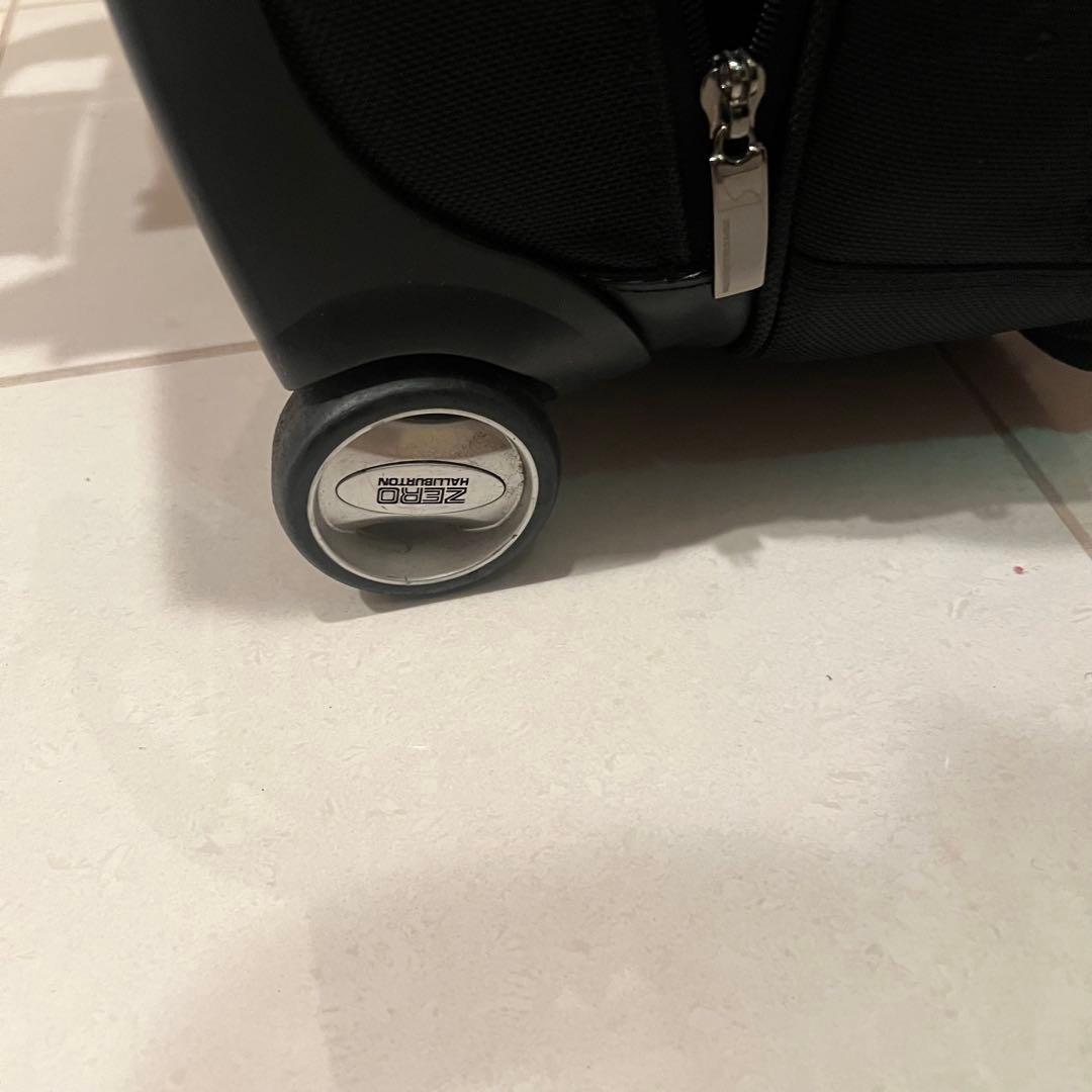 ゼロハリバートン　スーツケース　キャリーケース