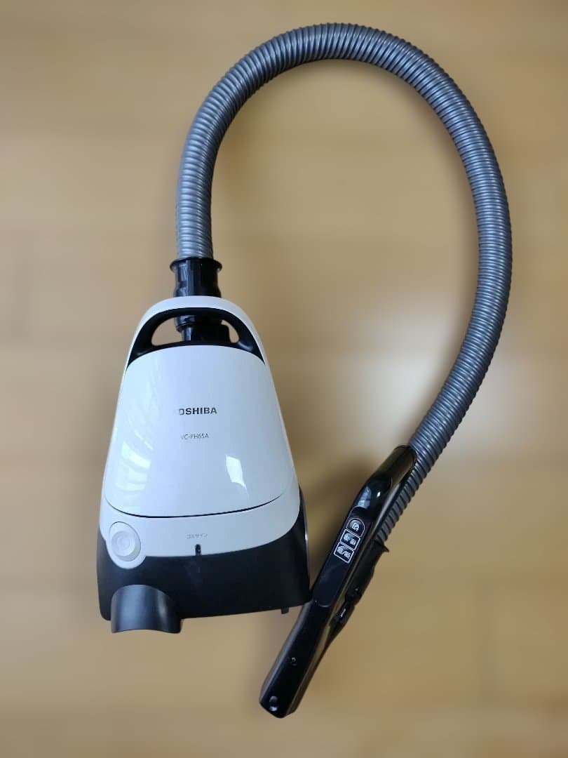 TOSHIBA 東芝 VC-PH65A 2024年製 紙パック式掃除機