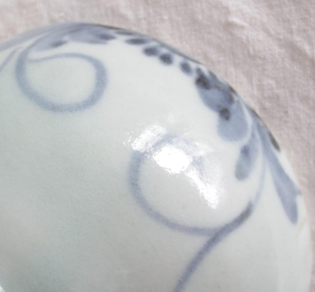 高足杯　初期伊万里　淡いコバルト　★ニュウ、直しなど欠点あり