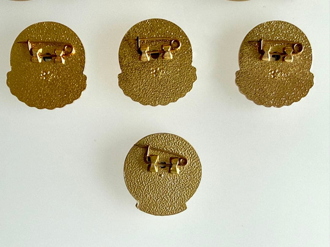 10個セット 北朝鮮 金日成 肖像徽章 キムイルソン バッジ