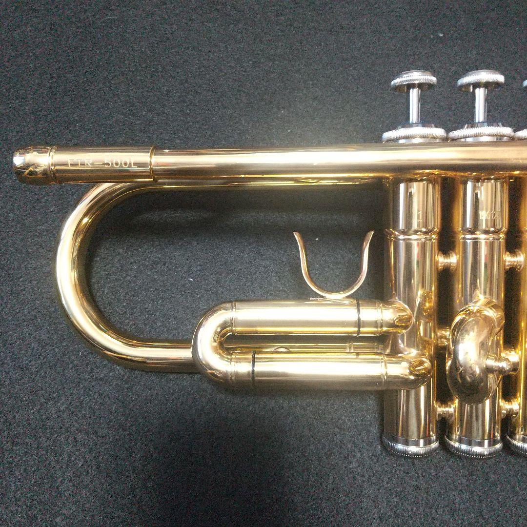 FESTI「フェスティ」トランペット。ゴールドラッカー仕上げ。美品
