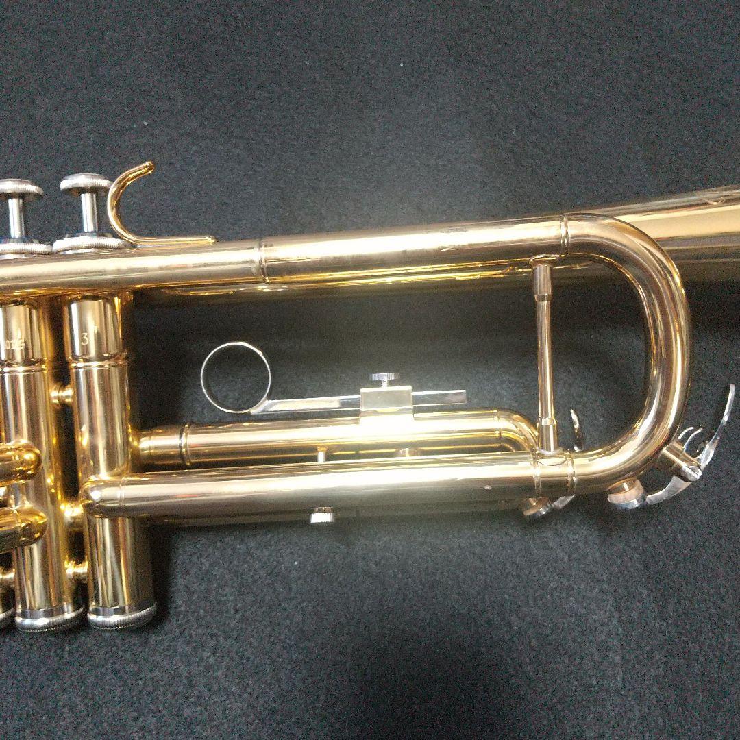 FESTI「フェスティ」トランペット。ゴールドラッカー仕上げ。美品