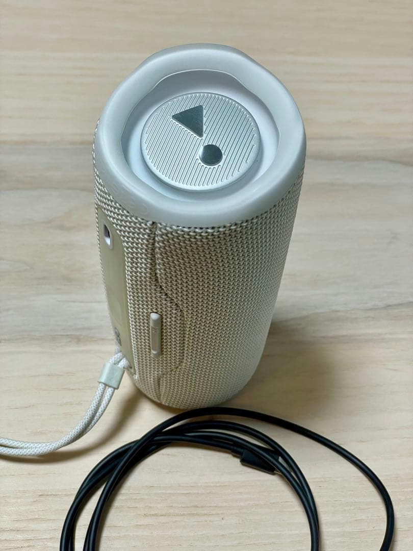 JBL FLIP6 Bluetoothスピーカー　2022年製