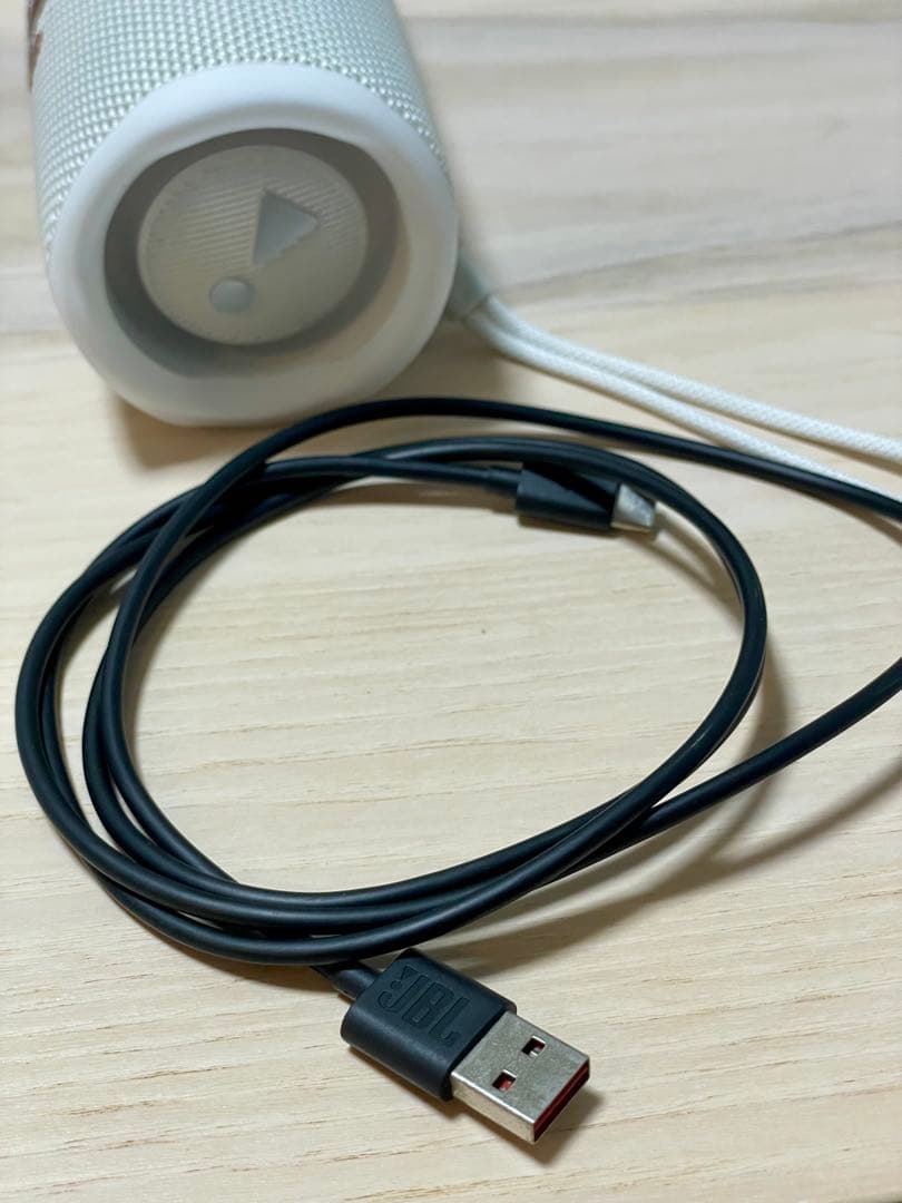 JBL FLIP6 Bluetoothスピーカー　2022年製