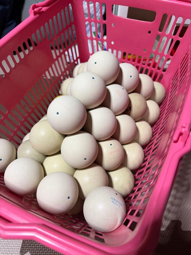ソフトテニスボール54球　他備品
