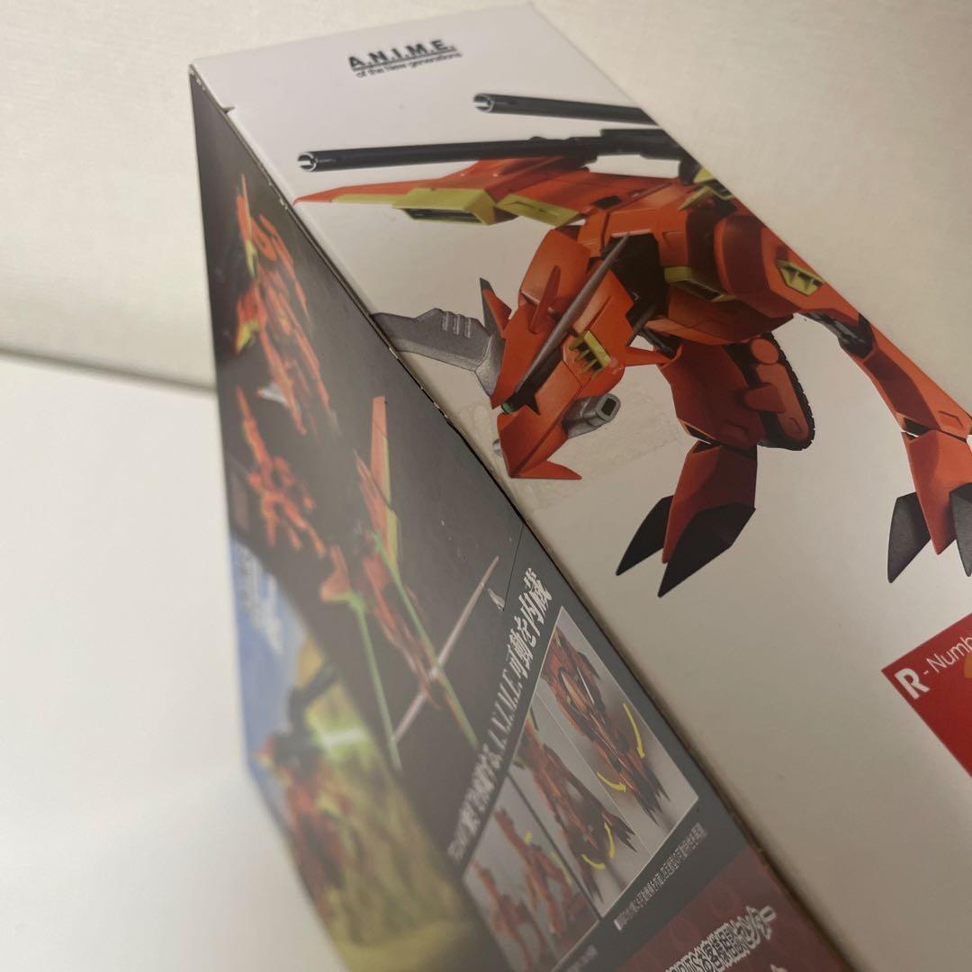 ロボット魂　ラゴゥ　新品　箱にイタミ有ります。　バクゥ未開封品2体セット