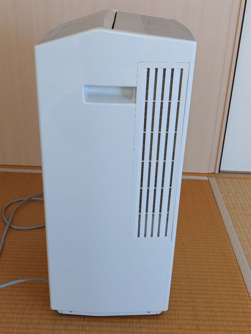 タン　パナソニック衣類乾燥除湿機Ｆ−ＹＨＰＸ200