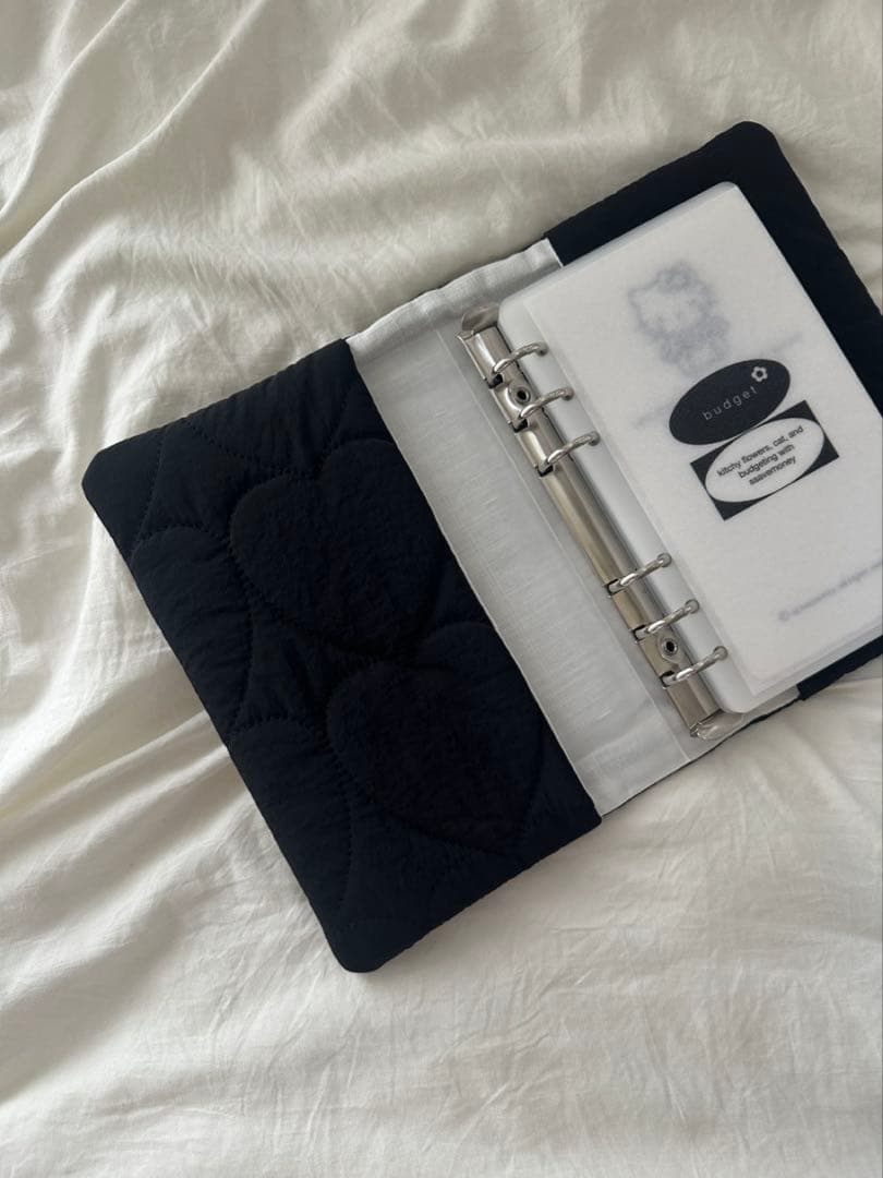 早い者勝ち　韓国　バインダー　カバー　貯金　ブラック　ハート　コースター