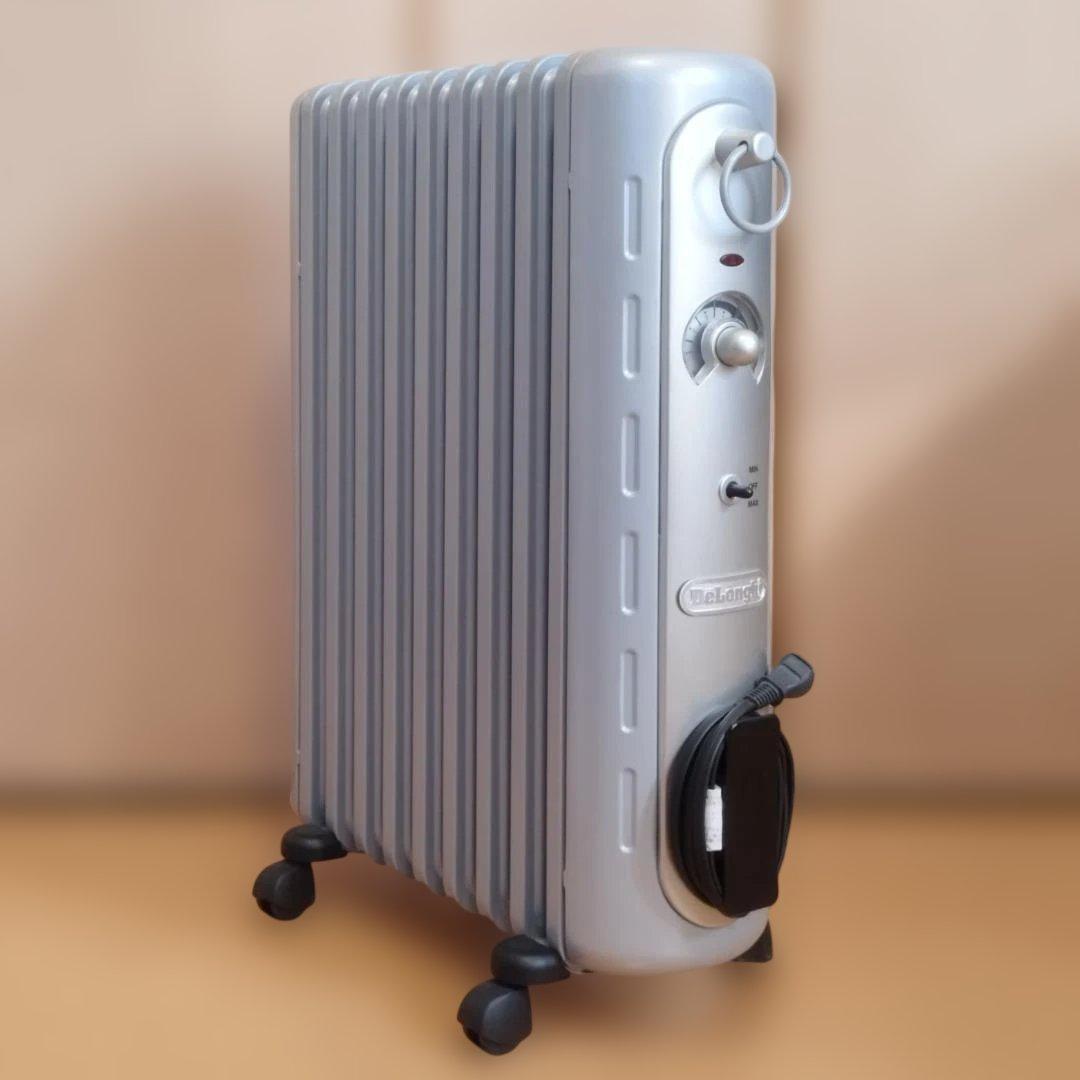 レトロデザイン デロンギ オイルヒーター R910912CF