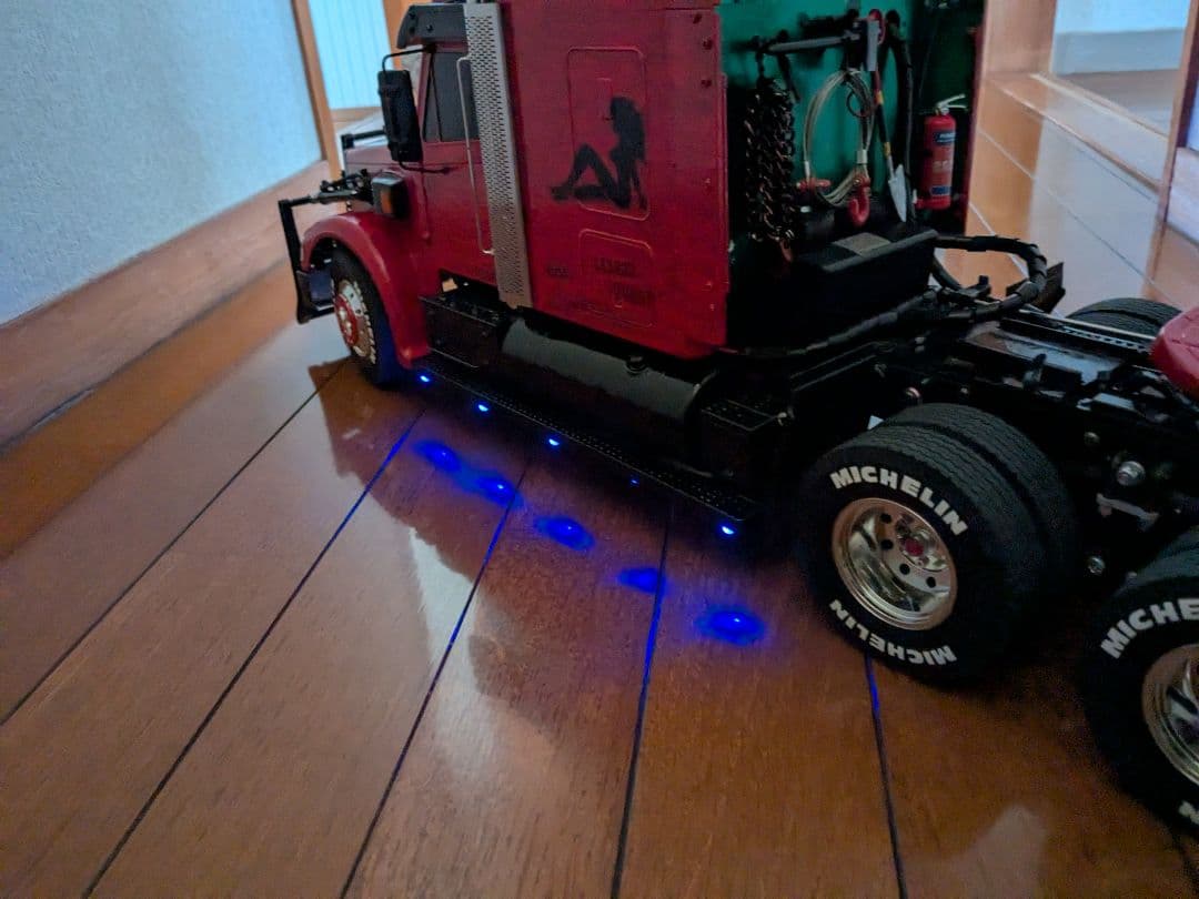 タミヤ　1/14　キングハウラー、ポールトレーラー、タイヤ等