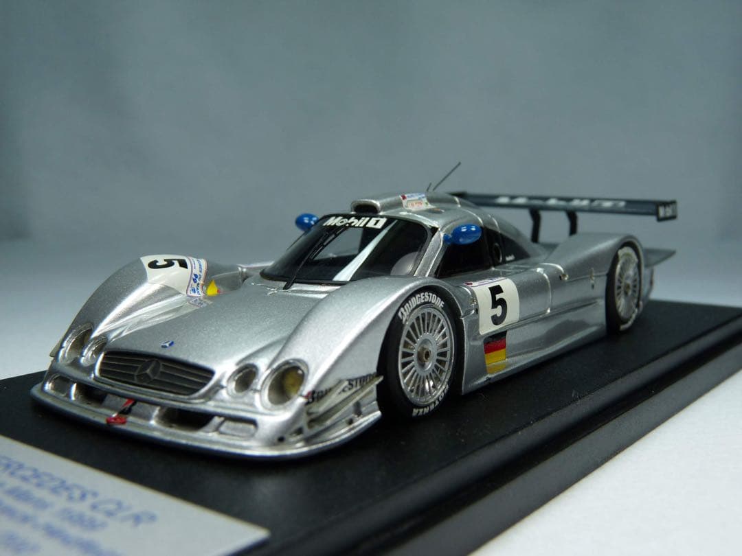 空飛ぶベンツ　Mercedes Benz CLR ル・マン1999年　No.5