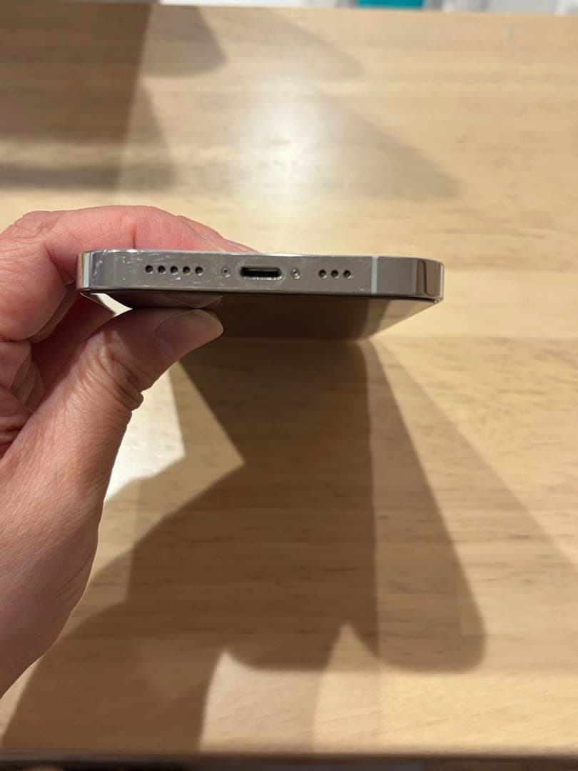 Apple iPhone 12 Pro 128gbシルバー 本体 SIMフリー