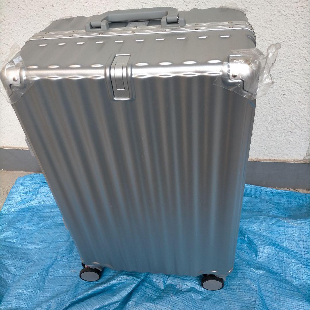 ほぼ未使用 BARGOCH スーツケース