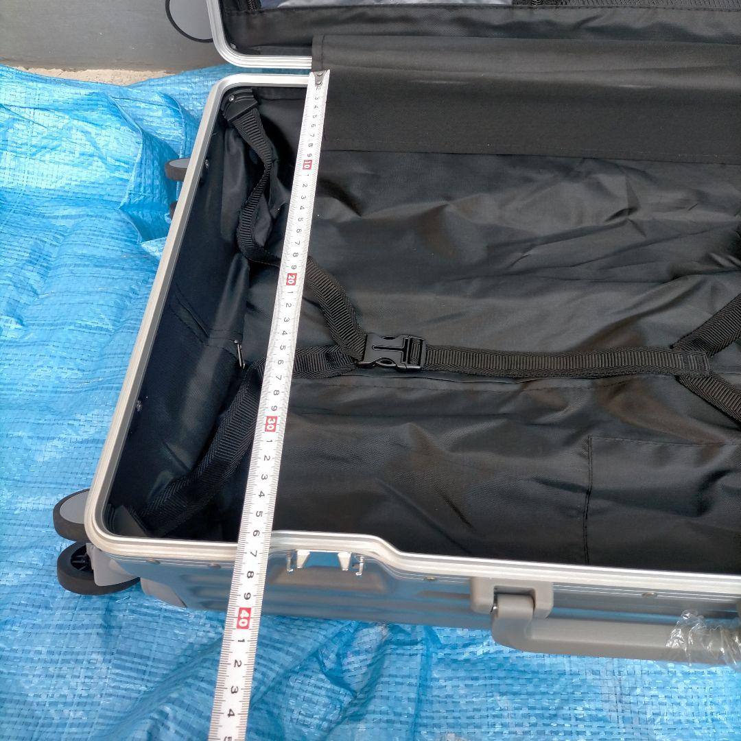 ほぼ未使用 BARGOCH スーツケース