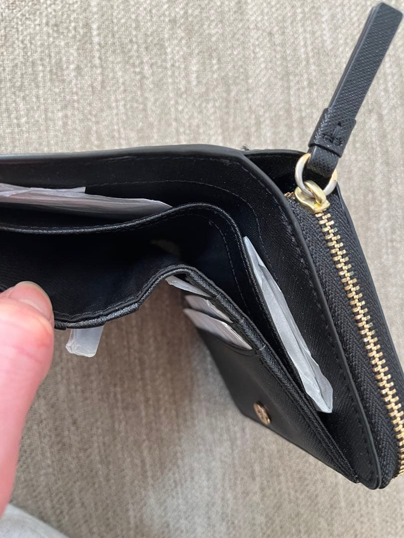 トリーバーチ 二つ折り財布