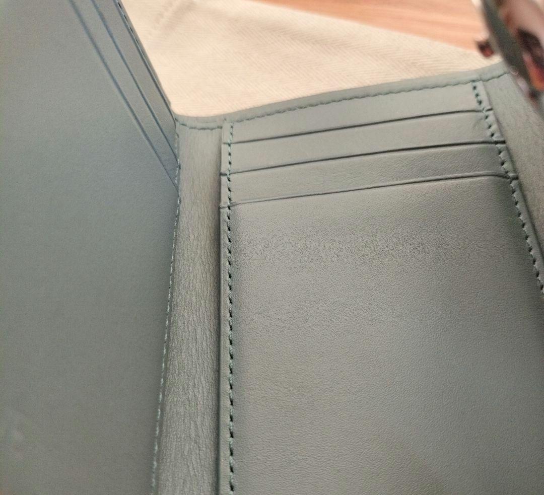 LOEVE 三つ折り財布 ミントグリーン