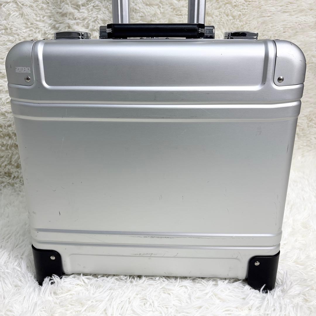ゼロハリバートン キャリーケース 二輪 アルミ シルバー 小型