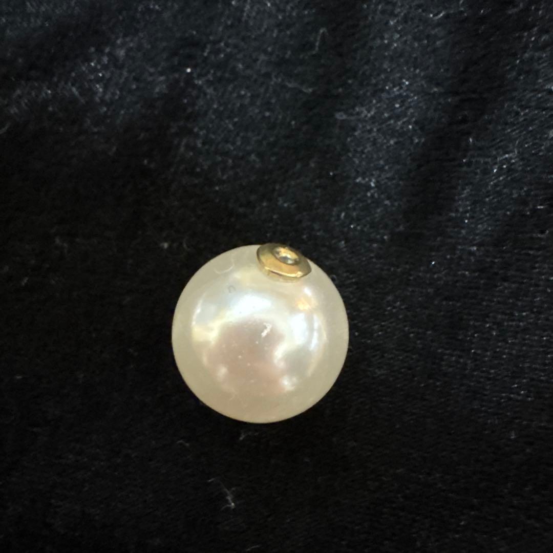 A. B. ELLIE バルドーピアス