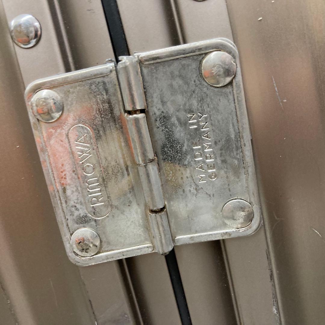 zuka3 RIMOWA リモワ　シルバー アルミニウム キャリーケース⭐︎