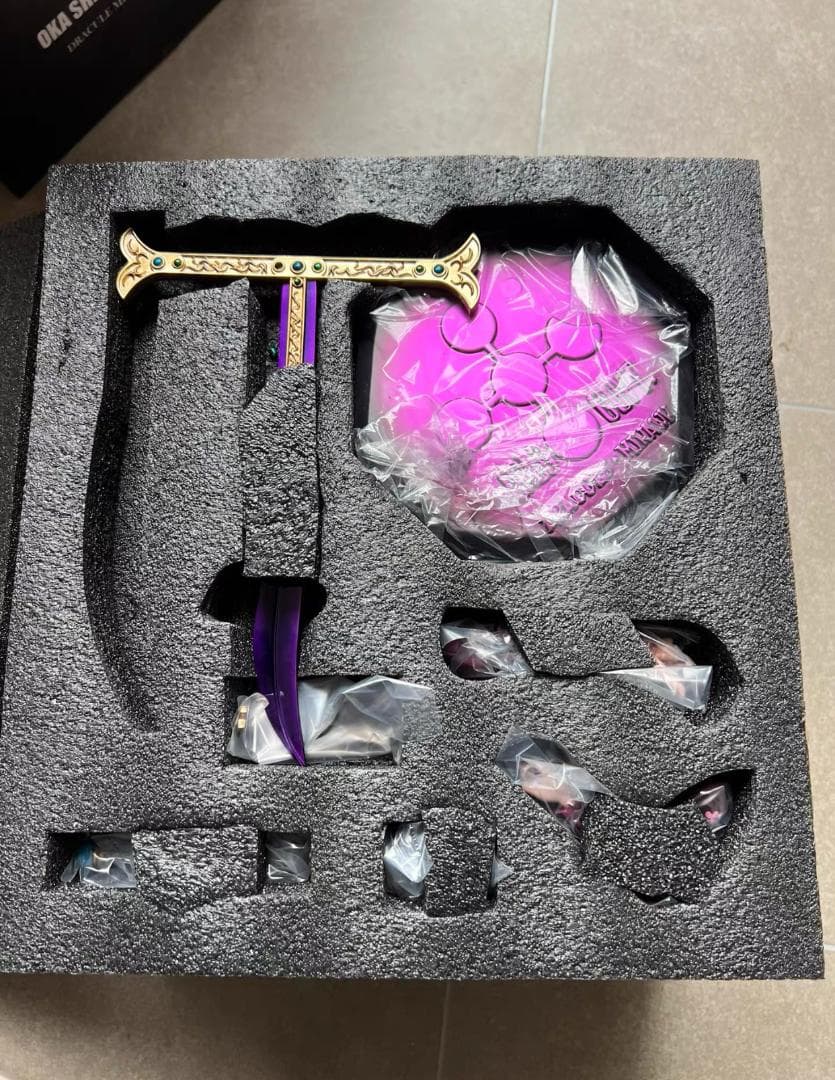 ワンピース 王下七武海 鹰目 ジュラキュール·ミホーク 彫刻フィギュアC