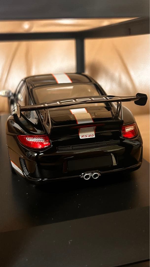 ラストプライス！ポルシェ911 GT3 RS4.0 1/18 ミニチャンプス