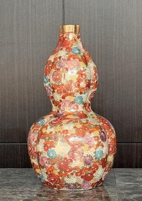 美品　薩摩焼　丸十字島津家紋入　花唐津　豪華絢爛　瓢箪型花瓶　金彩　色絵　絵付