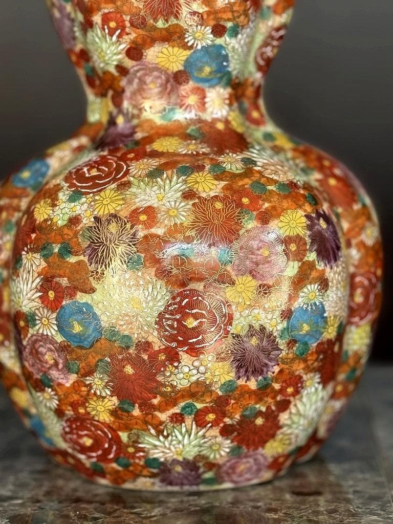 美品　薩摩焼　丸十字島津家紋入　花唐津　豪華絢爛　瓢箪型花瓶　金彩　色絵　絵付