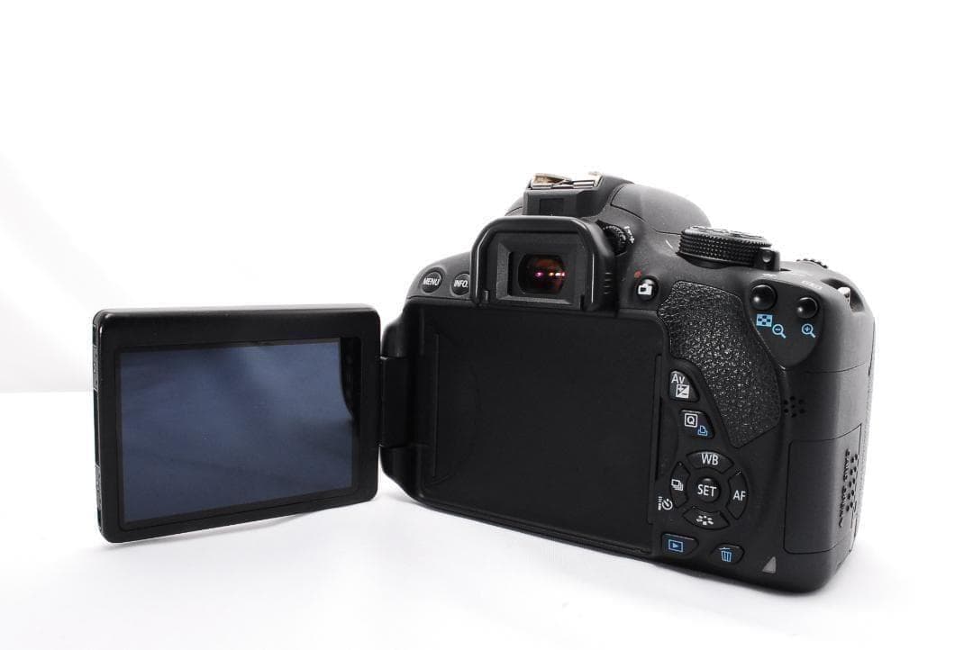 超望遠レンズ付き❣️ Canon Kiss X7i 一眼レフ　軽量　高画質