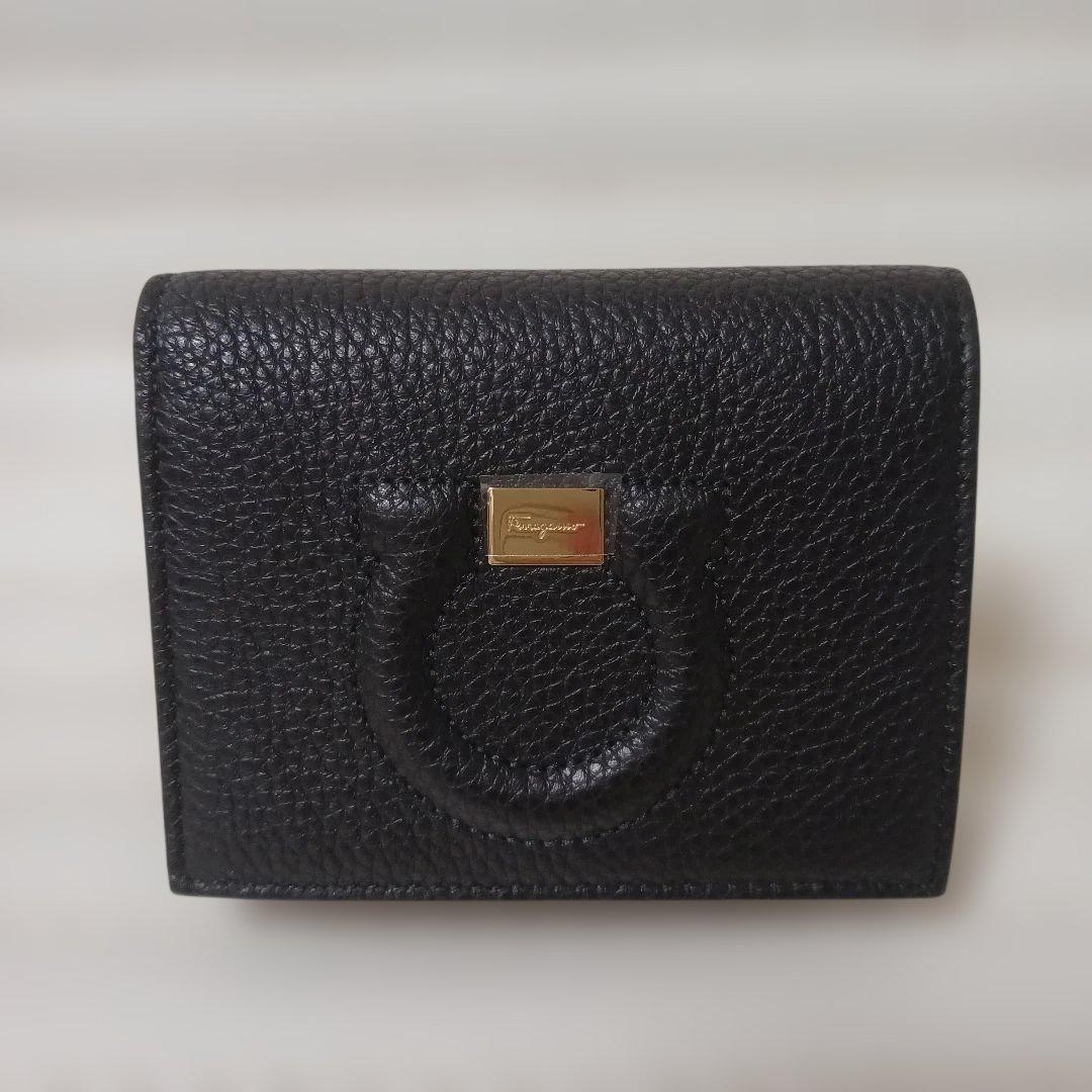 2999【未使用】SalvatoreFerragamoレザーウォレット