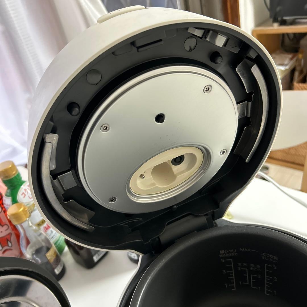 【中古】パナソニック　圧力IH炊飯ジャー　2022年製　家電　SR-NB10E2