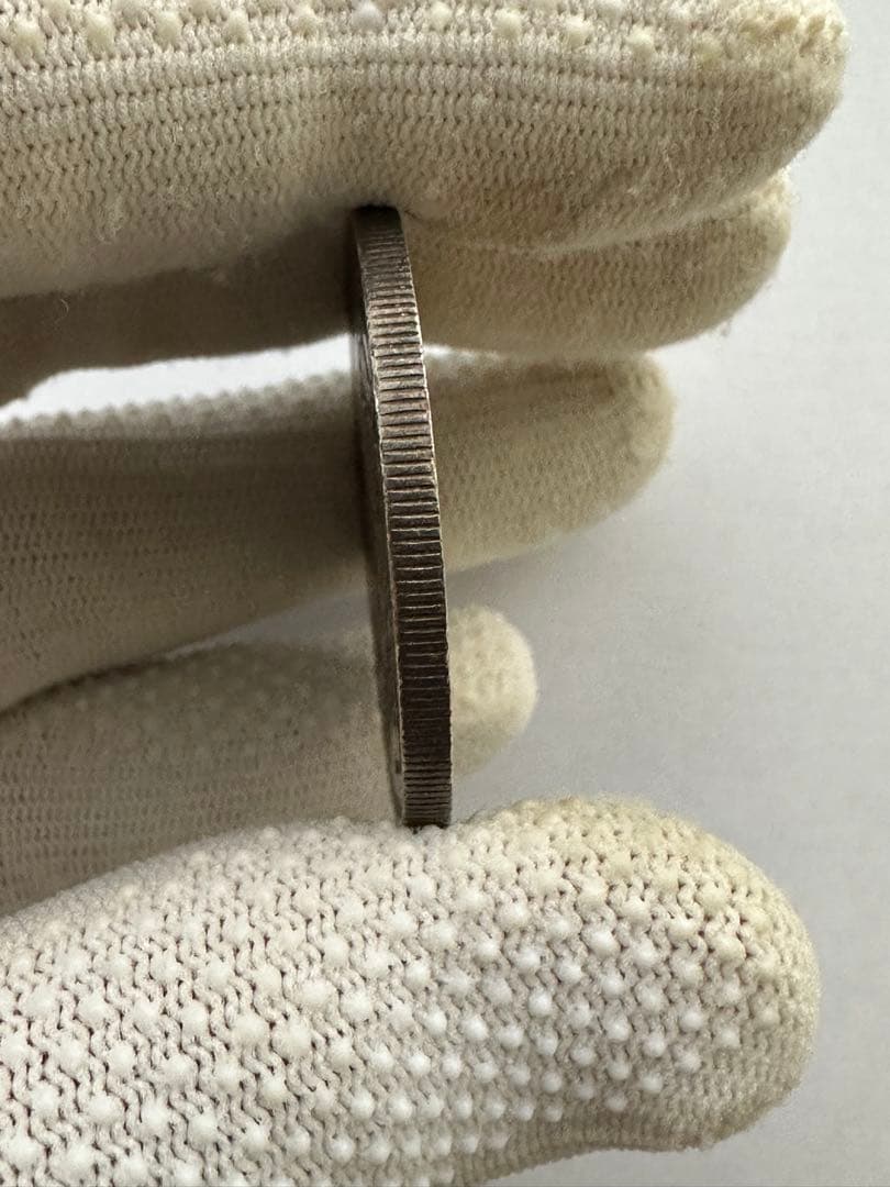 旧1円銀貨　明治三年　本物　一圓銀貨　一円銀貨　銀貨　本物保証