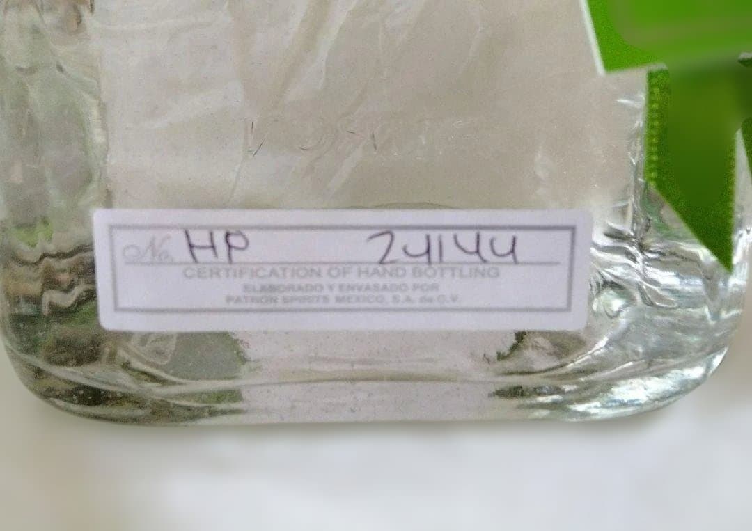 PATRÓN TEQUILA パトロン シルバー テキーラ 40% 1Liter