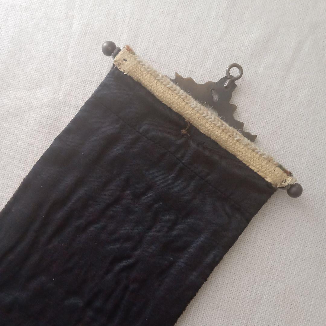 エルフ・モール　トゥヴィスト刺しゅうのタペストリー2枚