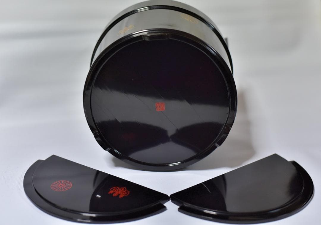 真塗光越造　蔦、桐紋手桶水指　【極上品】お茶道具／共箱