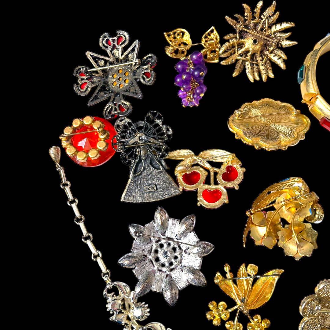 ☆2025年&2026年福袋☆レッド&マルチカラー☆18点アクセサリーセット