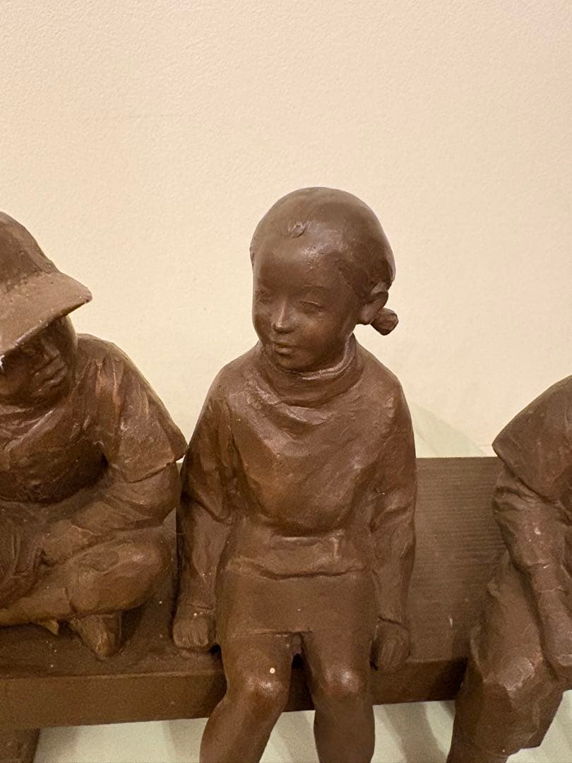 山*猫様 ともだち　　　と思われるブロンズ