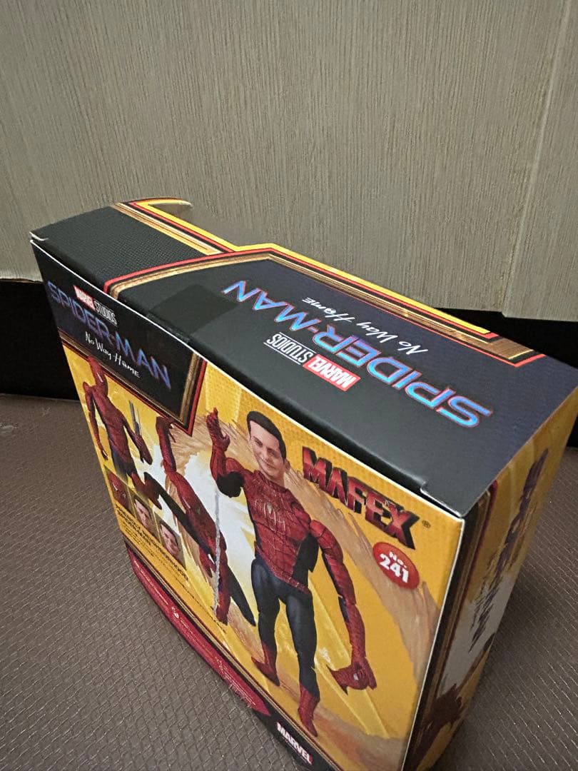MAFEX マフェックス フレンドリー ネイバーフッド スパイダーマン　未開封