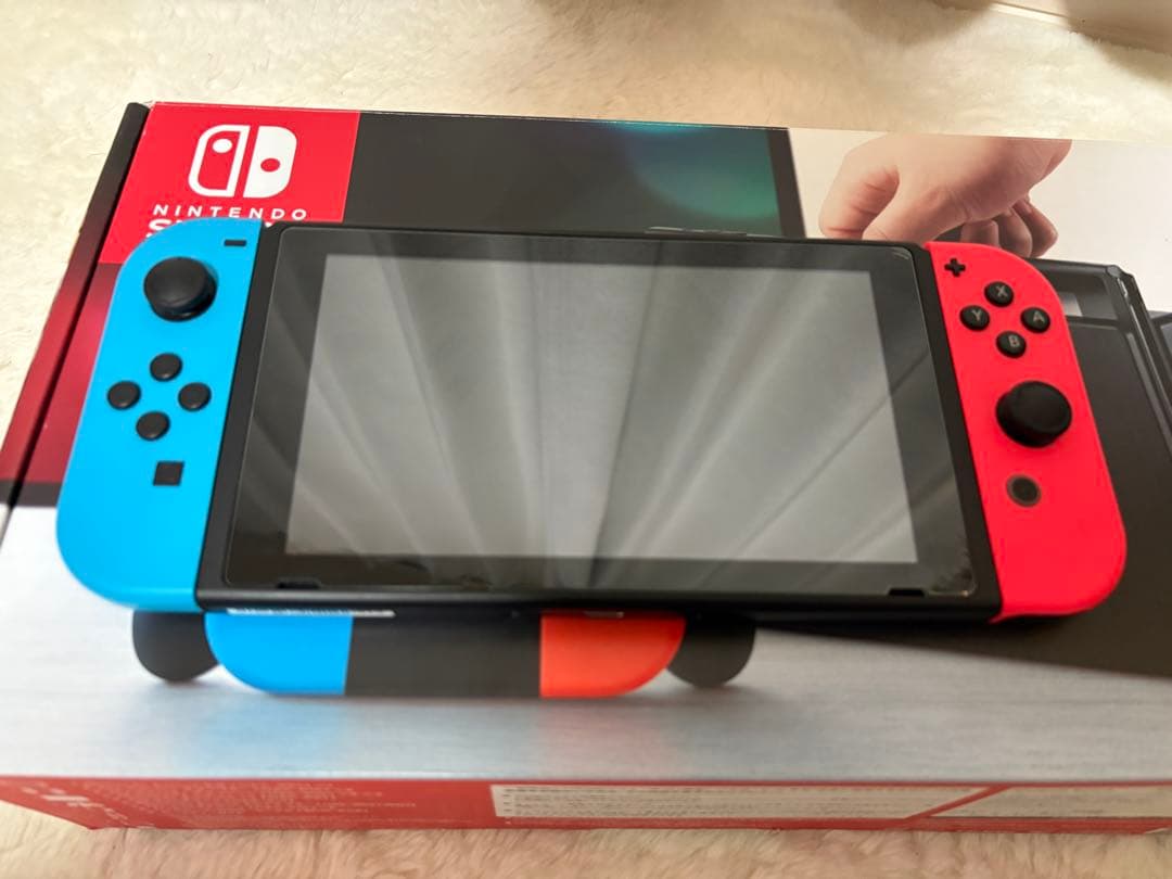Nintendo Switch ネオンブルー/ネオンレッド 本体　※コード類なし